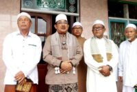 Bupati Serahkan Bantuan ke Masjid Baitul Makmur Saat Safari Subuh 