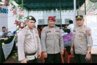 Kapolsek Hinai Pantau Langsung Keamanan TPS untuk Pastikan Tahap Pencoblosan Aman dan Lancar