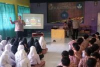 Kasat Binmas Polres Langkat Berikan Edukasi ke Pelajar SMA: Antisipasi Geng Motor, Narkoba, dan Kenakalan Remaja