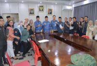 Wabup Tanjab Barat Dr. H. Katamso, SA, SE, ME., Menerima Audiensi dan Silaturahmi Dewan Pengurus Forum Honorer Kabupaten Tanjab Barat