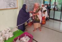 Sedekah subuh Berbagi Ke Warga Perumahan Griya Kencana 2, Jama’ah Masjid Al Fattah