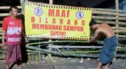 DLH Sampang Bersihkan Sampah Liar di Jalan Rajawali, Warga Diimbau Lebih Tertib