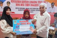 Pemdes Karang Warung Salurkan BLT Dana Desa Januari-Maret 2025