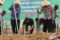 Dukung Swasembada Pangan, Wabup dan Kapolres Tanjab Barat Tanam Jagung Serentak Bersama Kapolri via Zoom