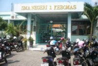 Dugaan Pungli di SMAN 1 Kebomas Rp 1.300.000 Dali Beli  Seragam Tanpa Kwitansi