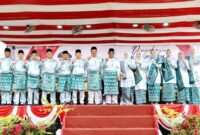 Ketua DPRD Hadiri Upacara HUT Tanjab Barat ke-60: Ajak Warga Jaga Gotong Royong dan Kerukunan
