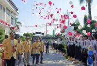 PKKMB Unija Meriah, Ribuan Mahasiswa Lepas Ribuan Balon Merah Putih