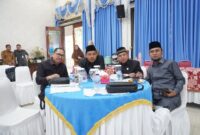 Pimpinan dan Anggota DPRD Tanjab Barat Hadiri Coffee Morning Bersama Bupati Bahas Isu Strategis PI 10%