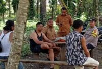 Bhabinkamtibmas Polsek Salapian Lakukan Patroli Sambang Warga