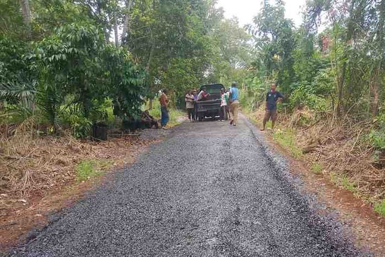Pemdes Srijaya Bangun Akses Baru: Jalan Lapen 434 M Wujudkan Harapan Warga