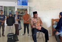 Haji Uma, Anggota DPD RI Asal Aceh Membantu Proses Pemulangan Warga Blitar Yang Sempat Terlantar di Banda Aceh