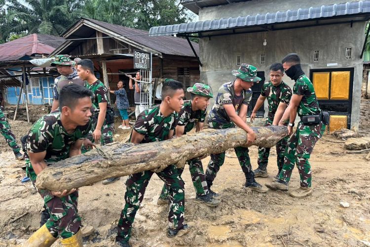 Pasmar 1 Kirim Prajuritnya Untuk Misi Penanggulangan Bencana Alam di Sumatera
