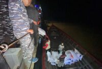 Tiba di Aceh, KRI SSA-378 TNI AL Debarkasi Bantuan Bagi Masyarakat Terdampak Bencana