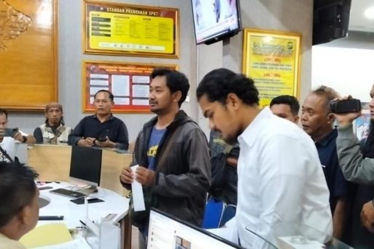 Puluhan Jurnalis Laporkan Dugaan Penghalangan Kerja Jurnalistik ke Polres Ngawi
