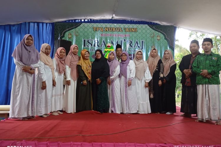 TPQ NURUL ‘AINI MENGADAKAN ACARA IRA’ MI’RAJ & MUNAQOSYAH AL-INSYIRAH SANTRI TPQ NURUL’AINI PREMBUN KEBUMEN.