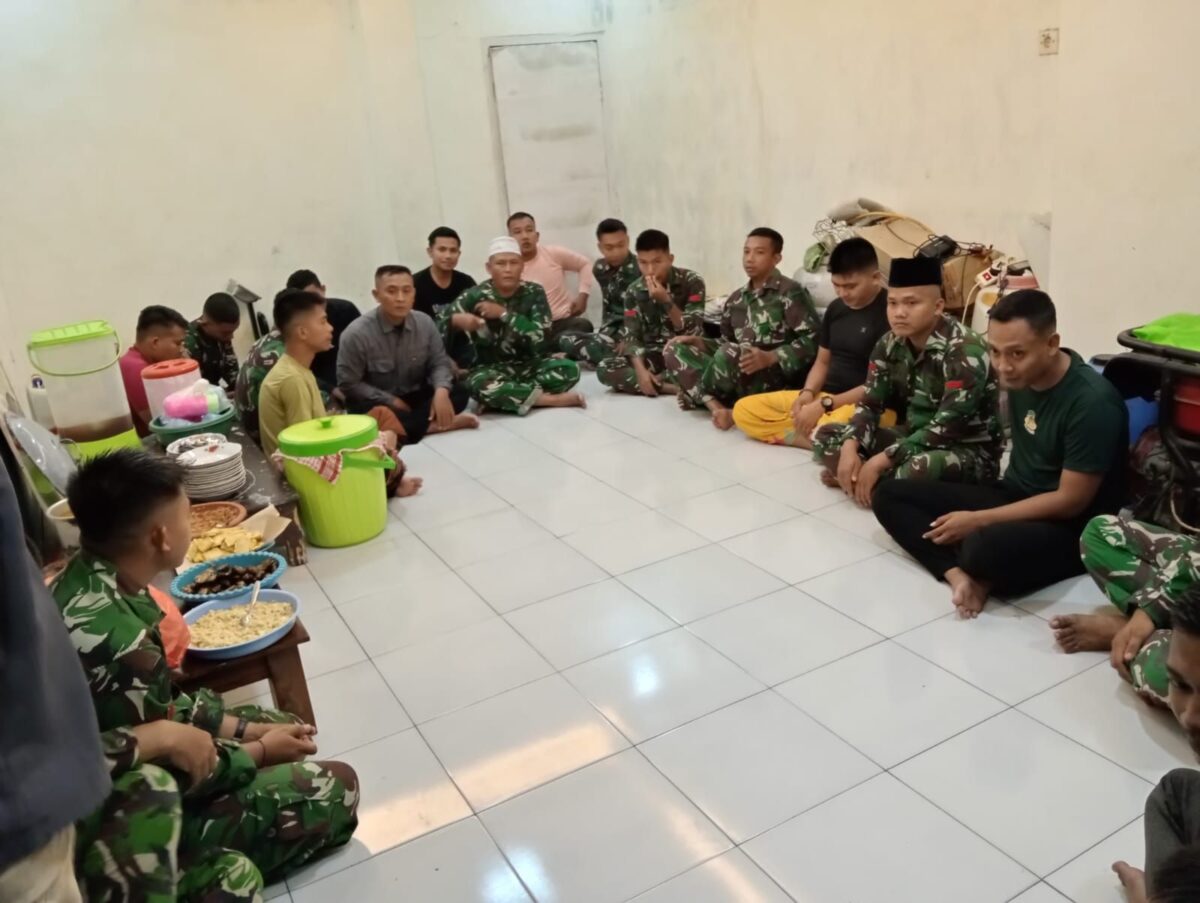 Hangatnya Ramadhan di Wonosari, Satgas TMMD 127 dan Warga Buka Puasa Bersama