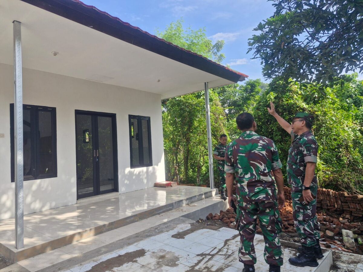 Pastikan Setiap Bata Bermakna, Pabandya Bakti Sterdam V/Brawijaya Tinjau Langsung TMMD ke-127 di Wonosari 