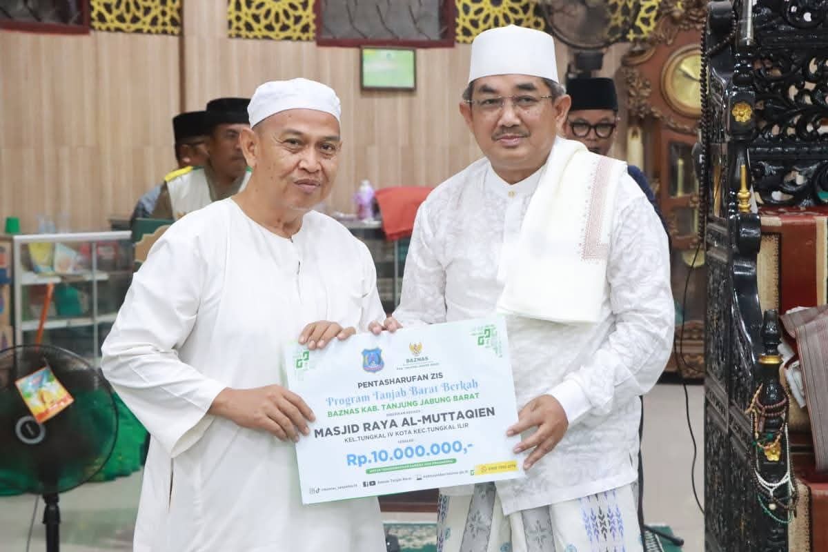Safari Ramadan Pemkab Tanjab Barat dan UNJA, Peringatan Nuzulul Qur’an di Masjid Raya Al-Muttaqin Berlangsung Khidmat