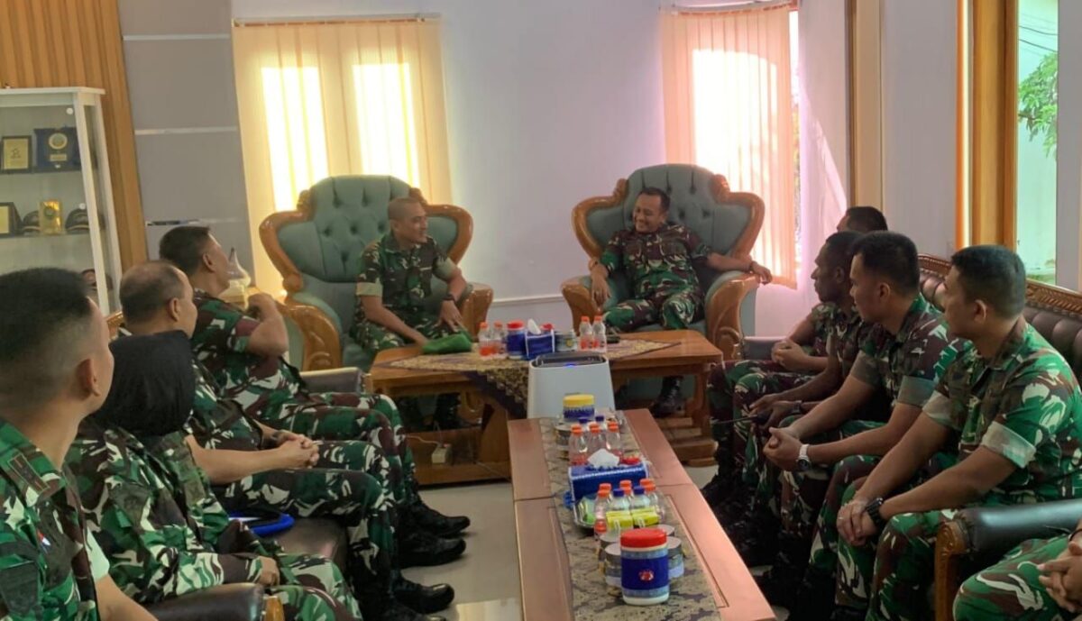 Pererat Sinergitas TNI di Madura, Danyonif TP 837 Kunjungi Mako Lanal Batuporon