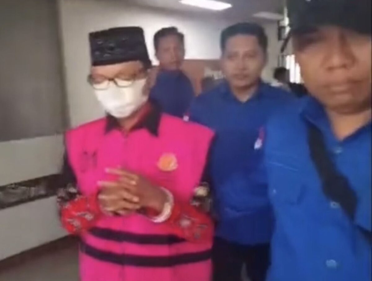 Kejari Sumenep Tahan Kades Pragaan Daya Terkait Dugaan Korupsi Dana Desa