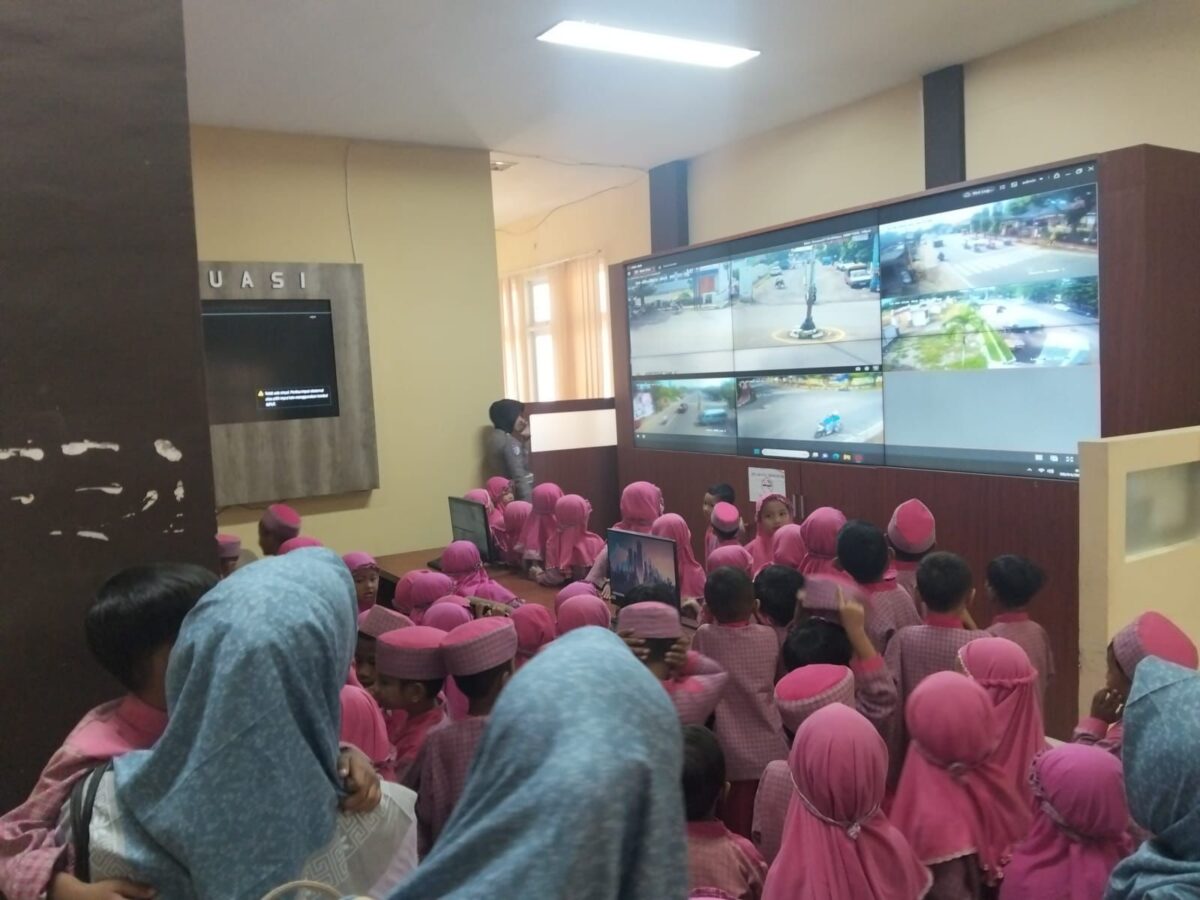 Satlantas Polres Sumenep Tanamkan Tertib Lalu Lintas Lewat Polisi Sahabat Anak