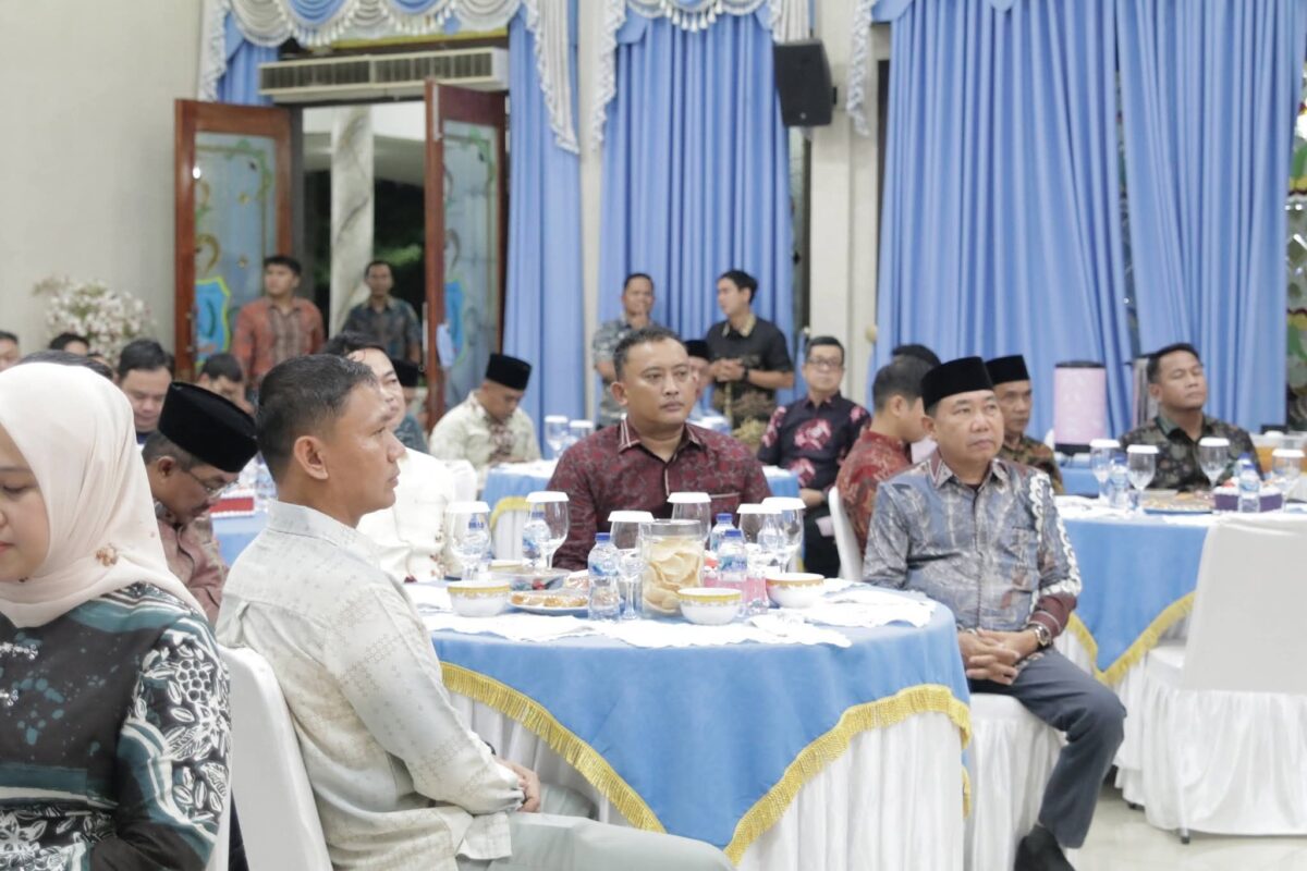 Apresiasi Dedikasi dan Perkuat Sinergi , KetuaDPRD Tanjab Barat Hadiri Perpisahan Kajari