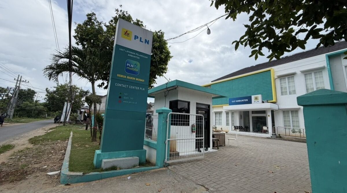 Pengawas PLN Ambunten Lepas Tangan, Rumah Warga Rusak Usai Kabel Diperbaiki
