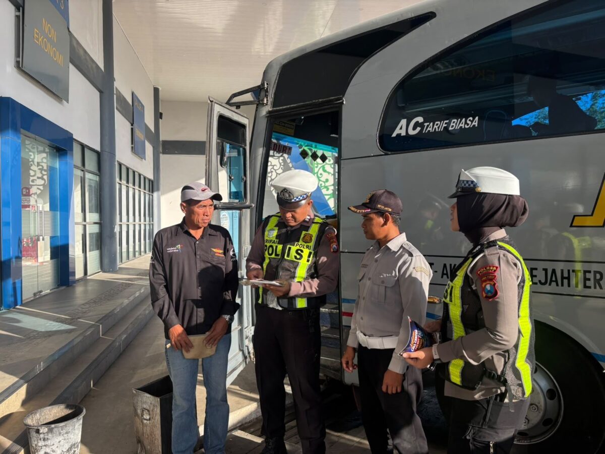 Bus Harus Layak Jalan! AKP Beny Kuncoro Pimpin Pemeriksaan Keselamatan
