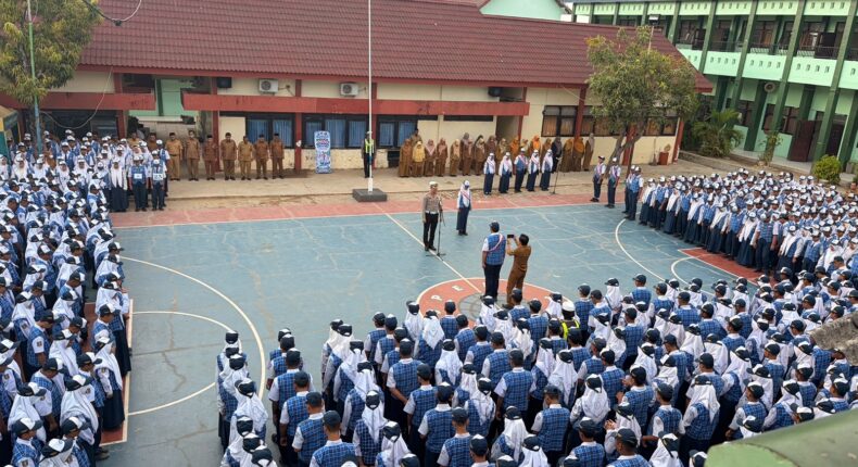 Police Goes to School is Back! SMPN 1 Sumenep Jadi Sasaran Sosialisasi HUT Lantas ke-71