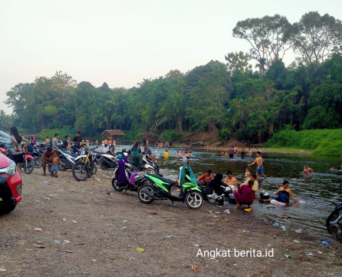 Muratara Darurat Air Bersih, Pemandian Muara Tiku Berubah Jadi Destinasi Wisata