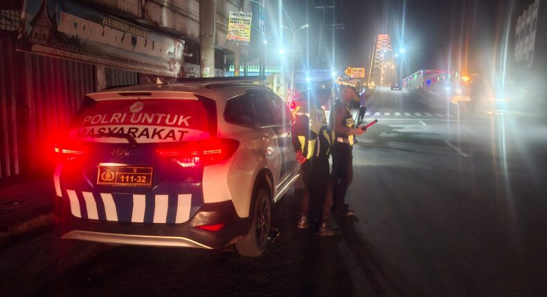 Antisipasi Aksi Balap Liar Premanisme dan Knalpot Brong,Tim UKL Polres Langkat Laksanakan Patroli Malam