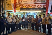 Satbinmas Polres Bangkalan Hadir Hangatkan Suasana Pos Kamling Kidul Dalam Kraton.