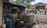 Diduga Upeti Lancar, Bisnis Penimbunan Solar Subsidi Bebas Beraksi Dekat Mapolsek Tanah Merah Bangkalan