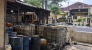 Diduga Upeti Lancar, Bisnis Penimbunan Solar Subsidi Bebas Beraksi Dekat Mapolsek Tanah Merah Bangkalan
