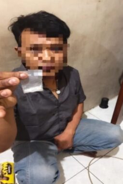 Lapor Cak Rama Bongkar Peredaran Sabu di Kebomas, Tiga Tersangka Diamankan