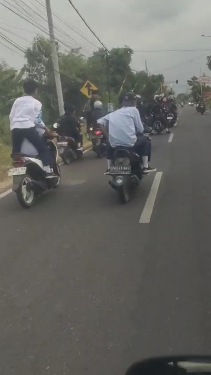 Diduga Viral Konvoi Ugal-ugalan Oknum Siswa MTsN 2 Pasuruan Resahkan Pengendara, Respon Humas Sekolah Disayangkan