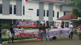 Ada Bayang-bayang Khofifah di Kasus Pungli ESDM, Kejati Jatim Dituding Tebang Pilih