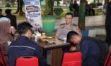Sambil Ngopi dan Gorengan, Kapolresta Sumenep Tampung Curhatan Warga di Taman Bunga