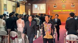 Kajari Denpasar Tekankan Integritas kepada Lulusan Fakultas Hukum Unud