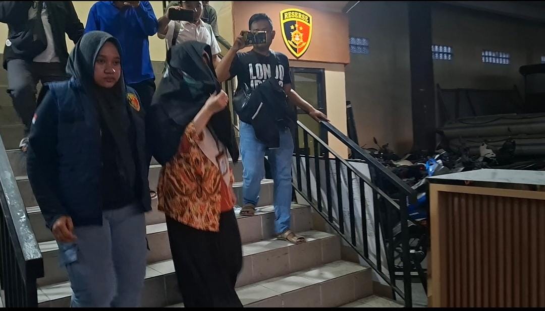 Cinta Terlarang Oknum Kepala Puskesmas di Sampang, Diamankan Polisi