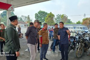 Pastikan Tepat Sasaran, Ketua Komisi II DPRD Tulang Bawang Gelar Sidak di SPBU BUMD