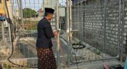 Enam Bulan Somasi Tak Digubris, H. Marsudi Bersama Warga Segel Pintu Masuk Tower di Tanjung Bumi