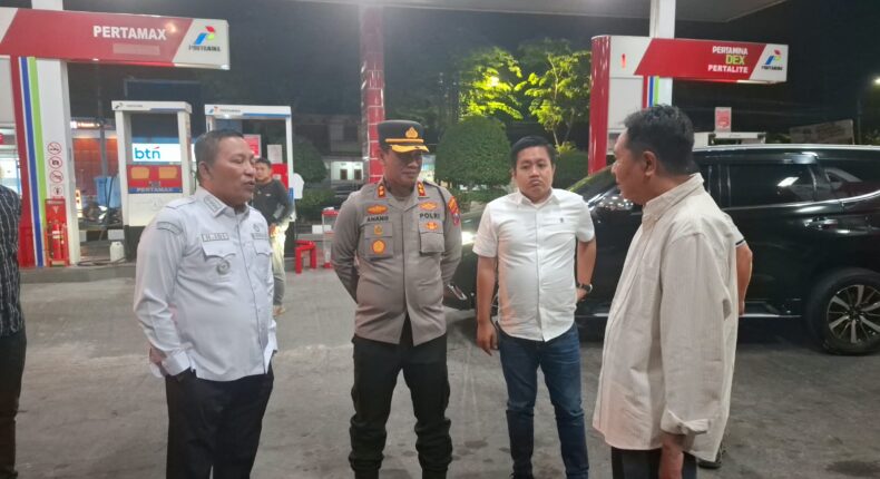 Sidak Bupati-Kapolres Sampang, Antrean BBM Kembali Mengular di Beberapa SPBU