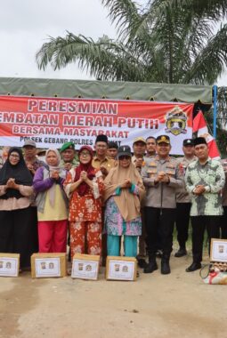Jembatan Merah Putih Diresmikan, Akses Warga Dusun V Cinta Rakyat Kini Makin Terhubung