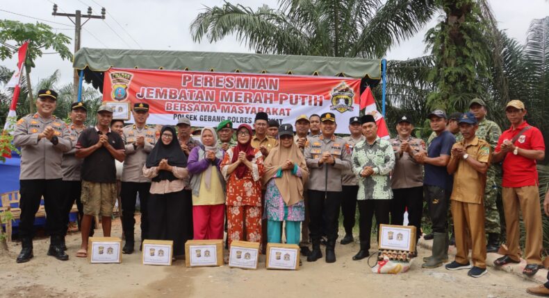Jembatan Merah Putih Diresmikan, Akses Warga Dusun V Cinta Rakyat Kini Makin Terhubung