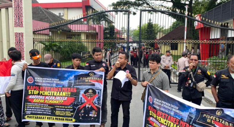 Pemuda Demokrasi Sumut Ultimatum Polda 3×24 Jam, Desak Kapolresta Medan dan Tapteng Dicopot
