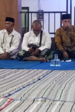 Pemimpin  (KADES) yang sangat peduli kepada masyarakatnya, iya itu Bapak ABDI 