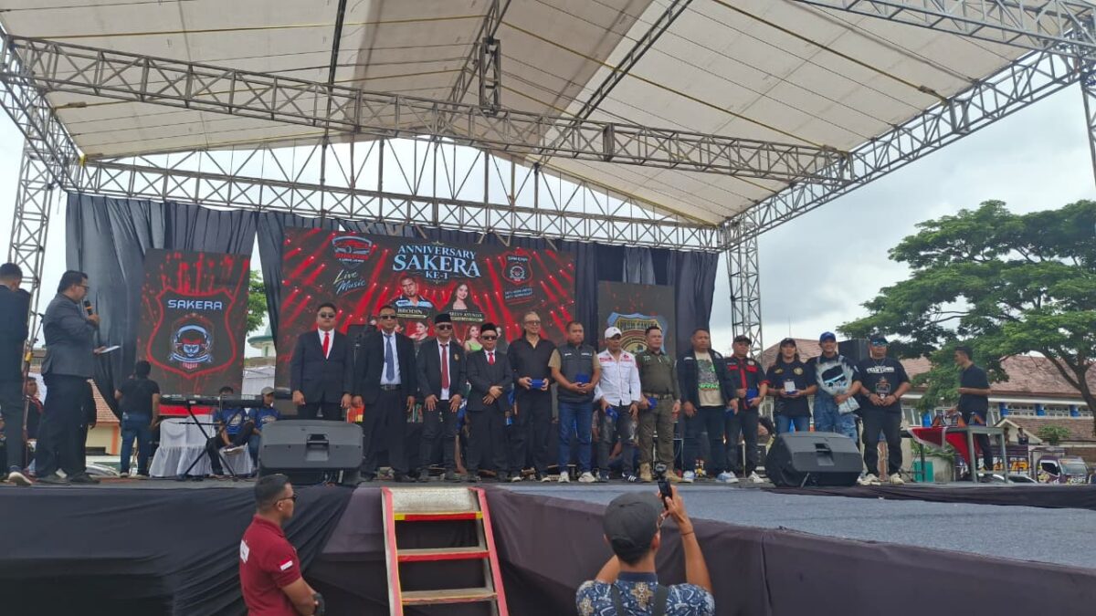 Anniversary Ke-1 DPC Sakera Lumajang satu berkarya,bersatu dalam perjuangan hadir untuk masyarakat 