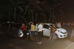 Aksi Penutupan Jalan di Pajarakan Mengakibatkan Terganggunya Arus Lalu Lintas dan Aktivitas Masyarakat