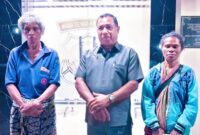 Ket Foto: Pengacara Kondang TTS, Bill Nope, S.H., M.H, saat mendampingi kliennya di Mapolres TTS